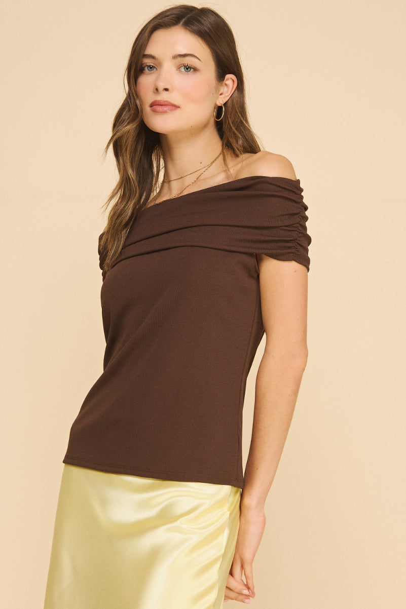 Off the shoulder Rib Top