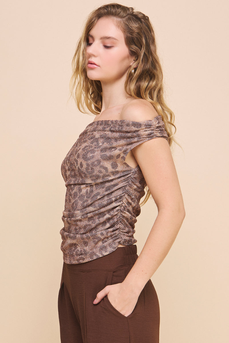 Off the shoulder Animal Print Top